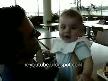 neşeli bebek